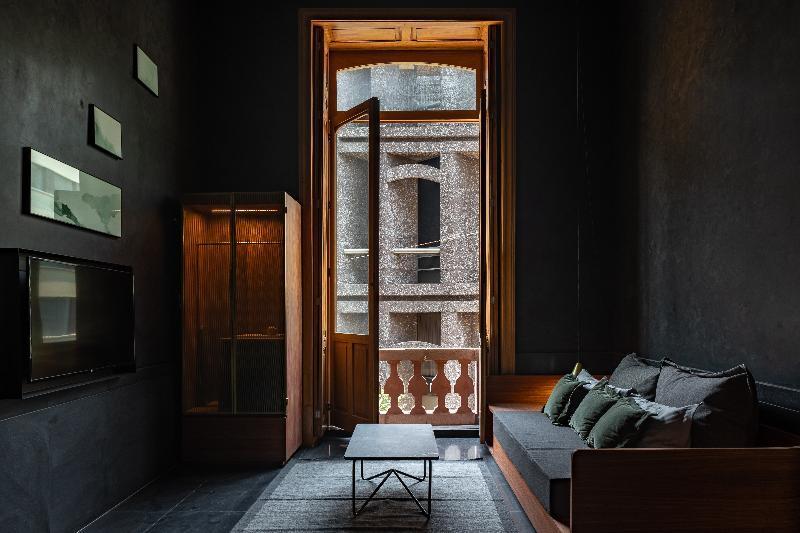 Umbral, Curio Collection By Hilton Hotel 4*